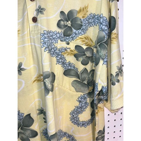 Tommy Bahama polo shirt - Picture 3 of 5